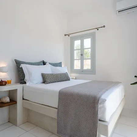 Naxos Tower 酒店 *