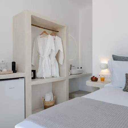 Naxos Tower * Galanado