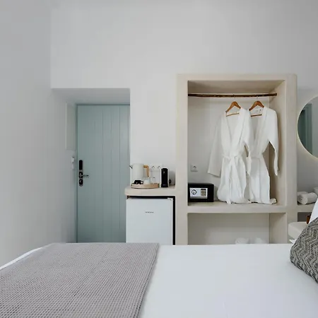 Naxos Tower 酒店 Galanado