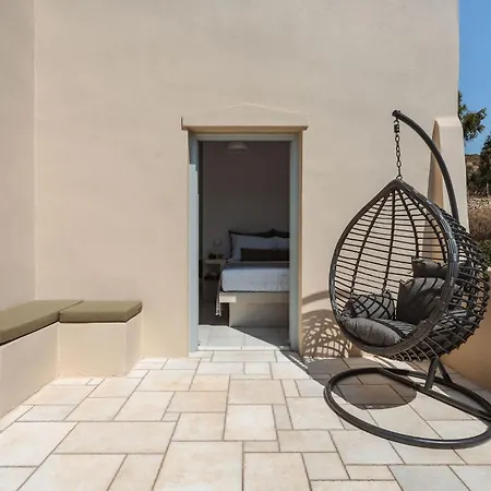 Naxos Tower 酒店 Galanado