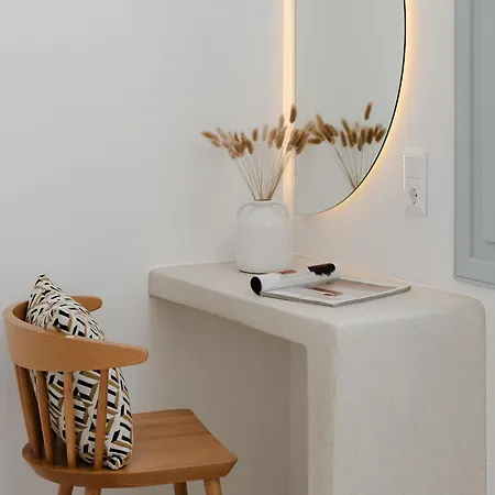 Naxos Tower Hotell *