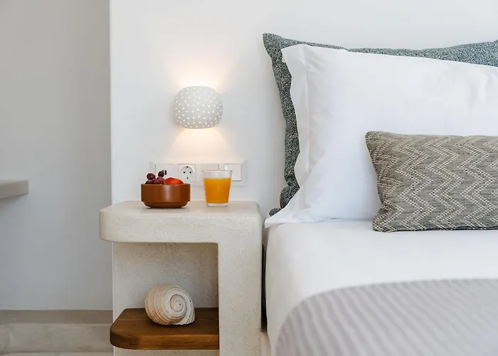 Naxos Tower ホテル Galanado