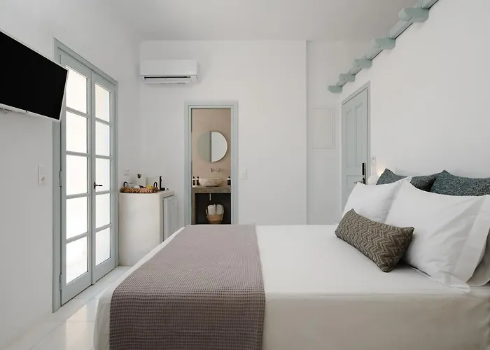 Naxos Tower * Galanado